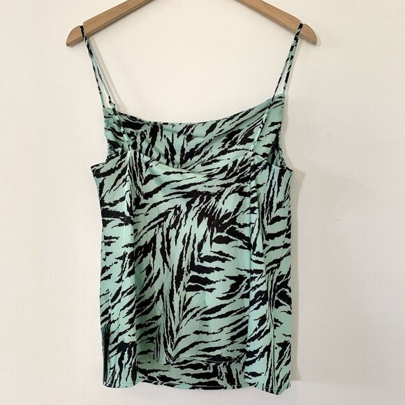 NORDSTROM Wayf Women's Mint Green & Black Zebra PrintTop Size M - NWT $49 - Picture 2 of 4